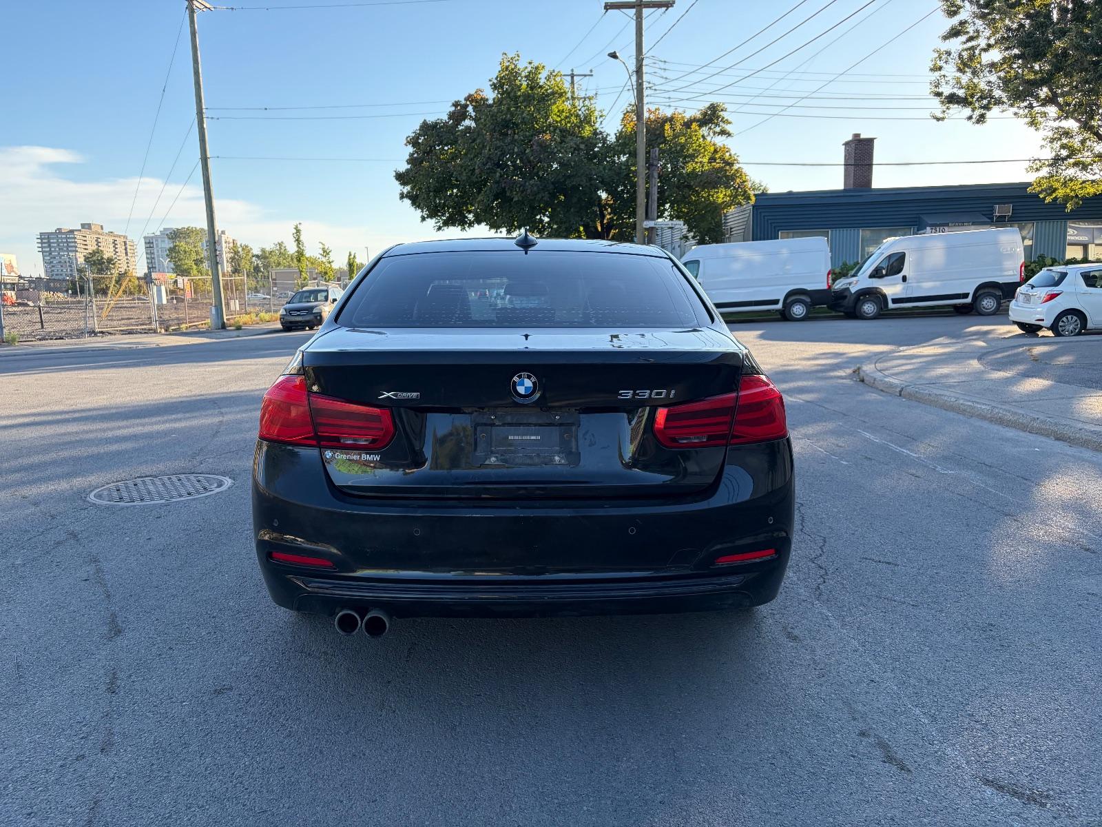2017 BMW 330i xDrive, photo 4