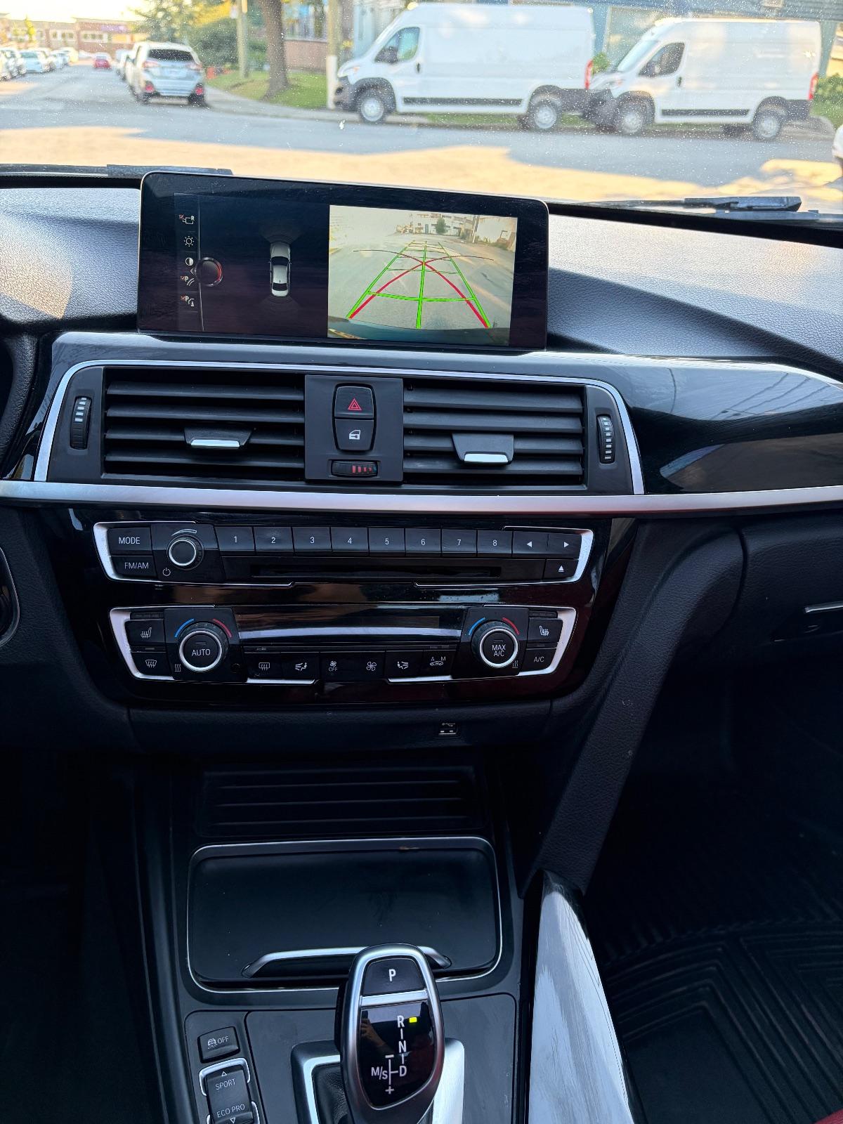 2017 BMW 330i xDrive, photo 14