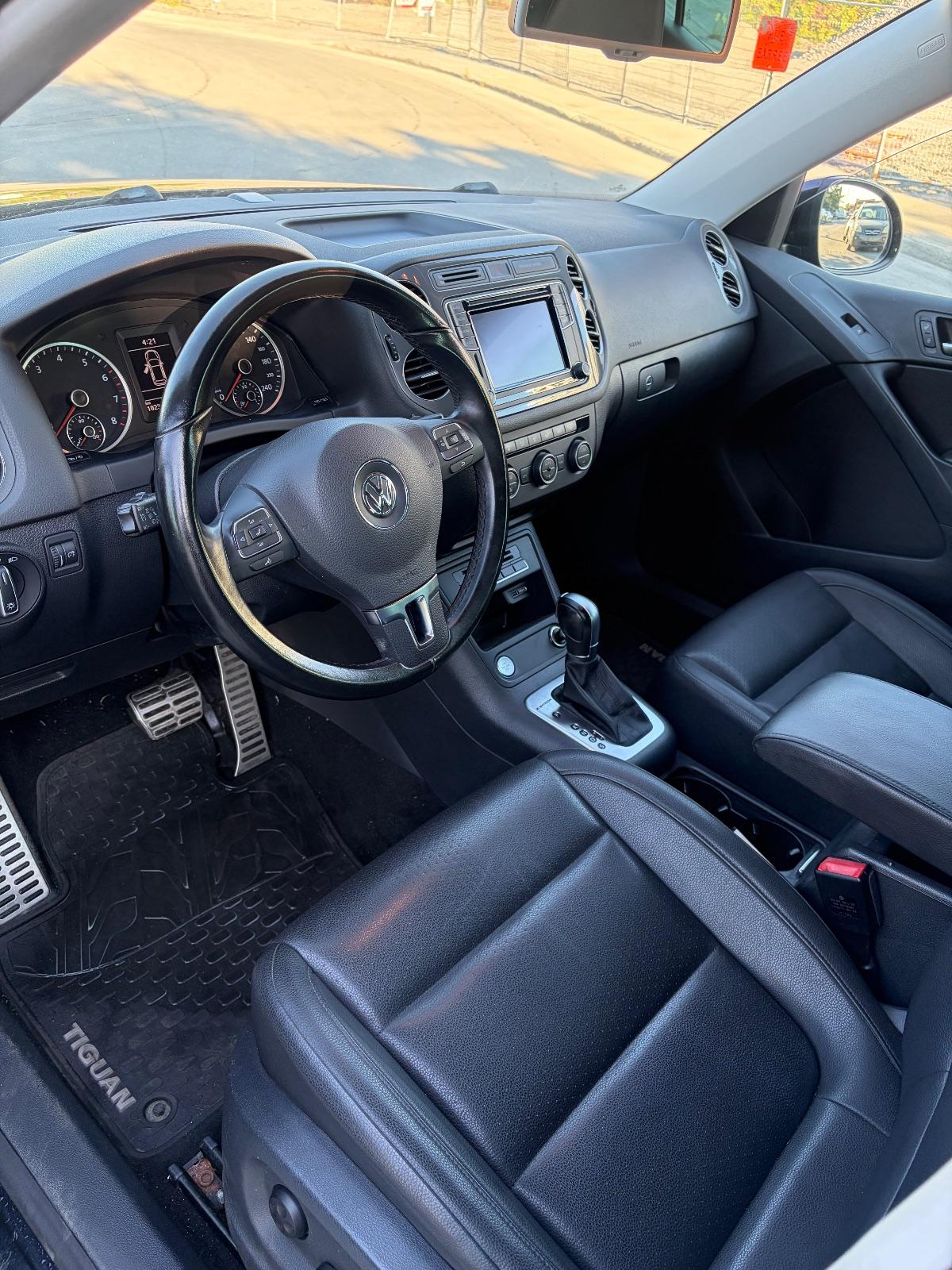 2017 Volkswagen Tiguan Wolfsburg Edition AWD, photo 10