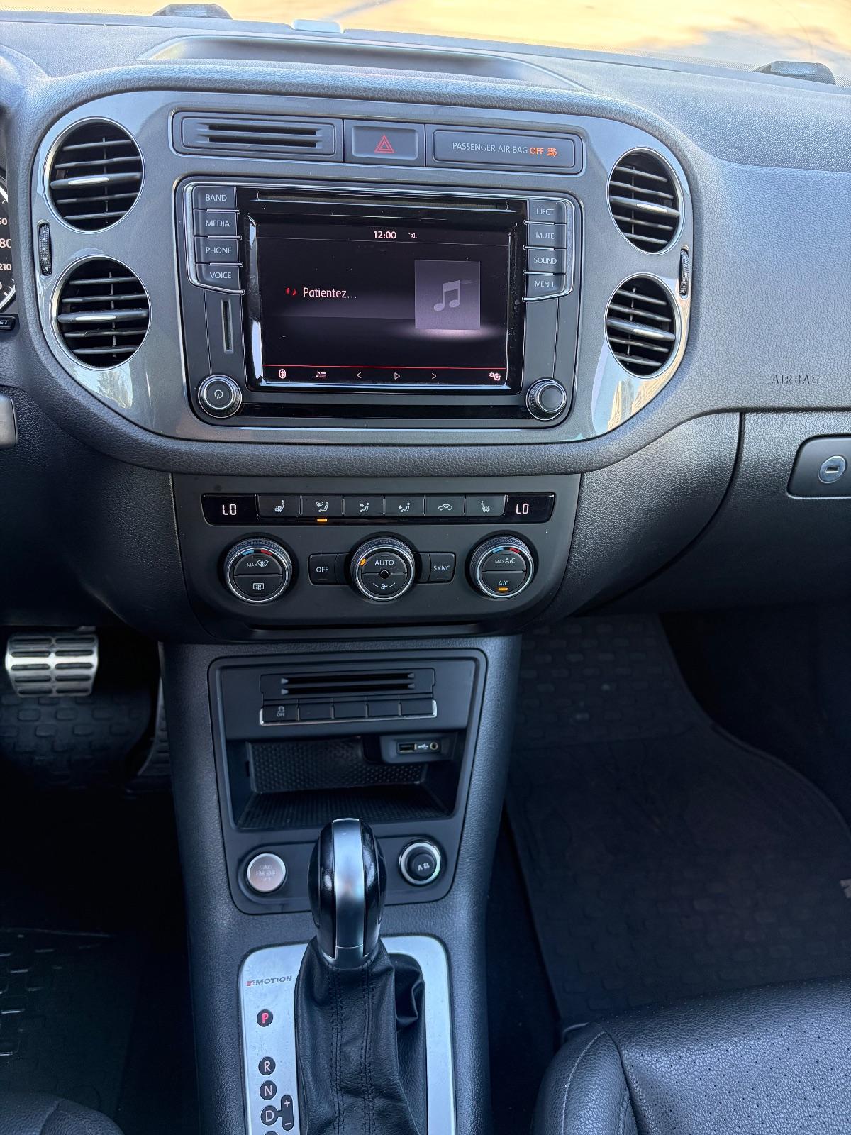2017 Volkswagen Tiguan Wolfsburg Edition AWD, photo 12
