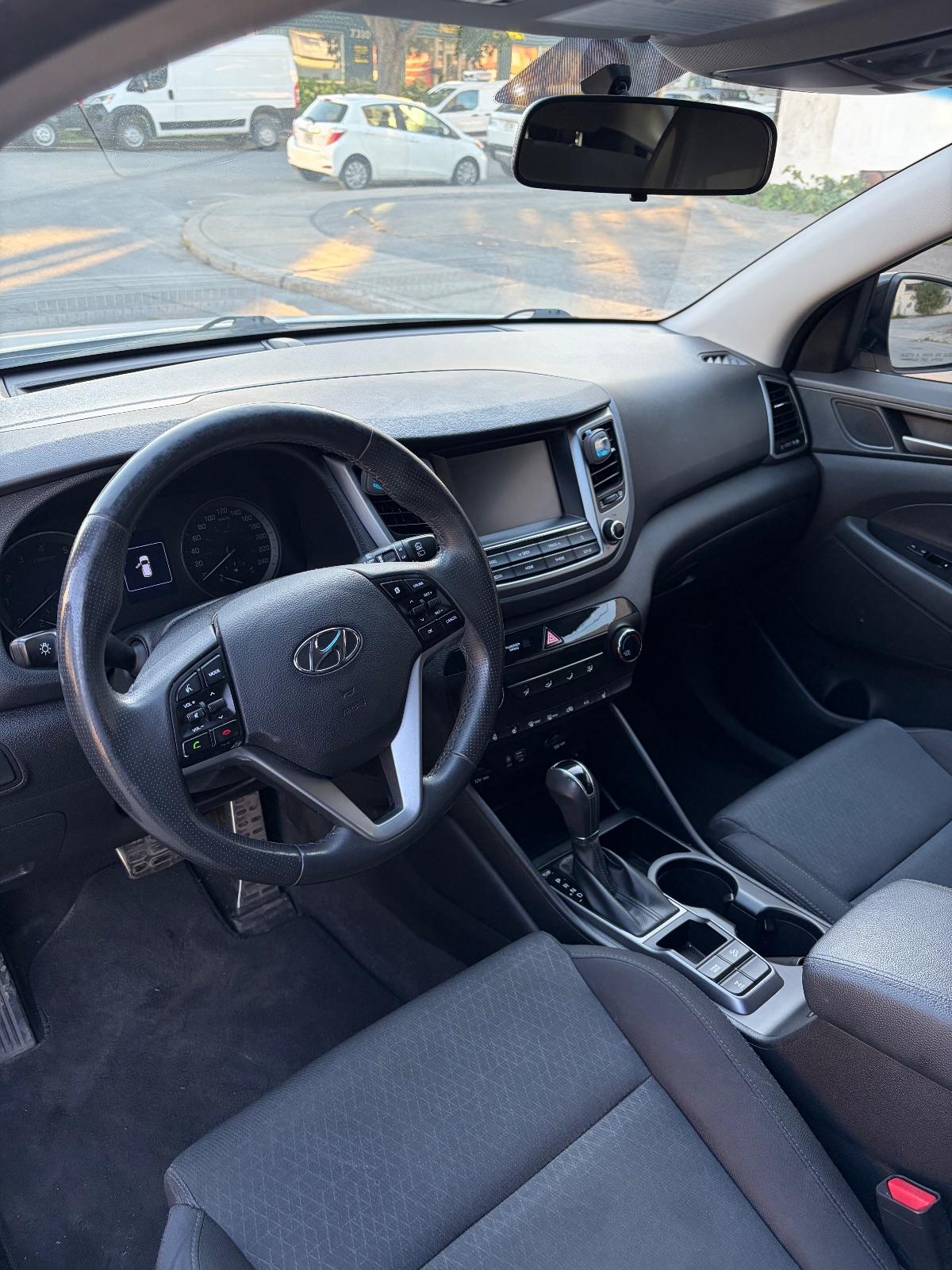 2018 Hyundai Tucson AWD, photo 12