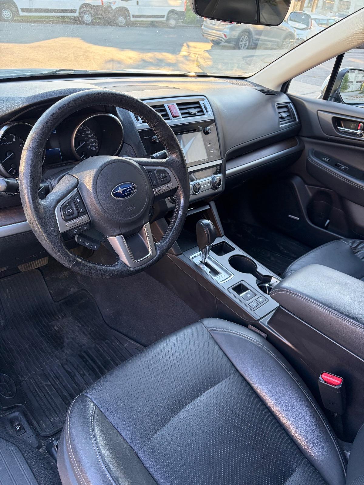 2017 Subaru Outback Limited, photo 11