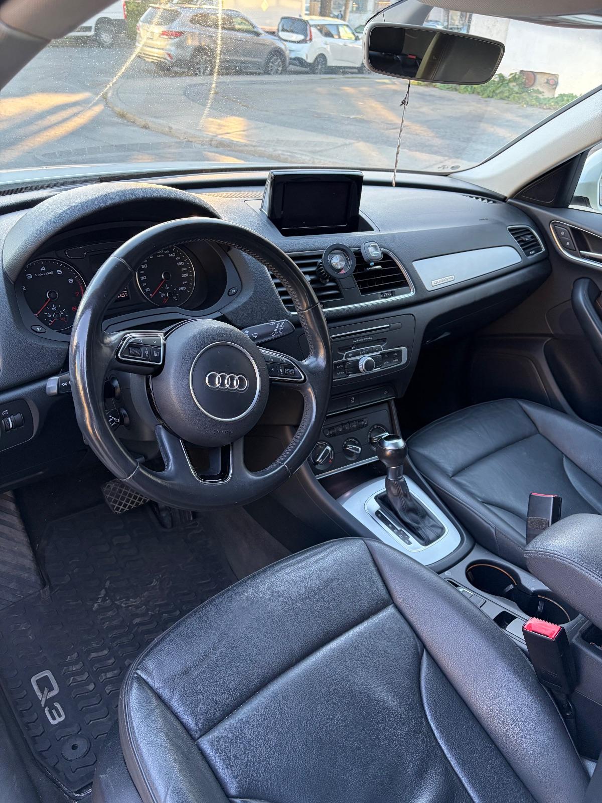 2016 Audi Q3, photo 9