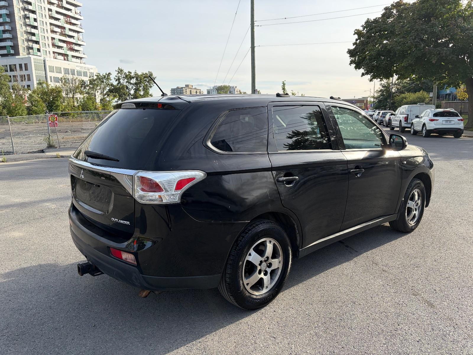 2014 Mitsubishi Outlander AWD, photo 6