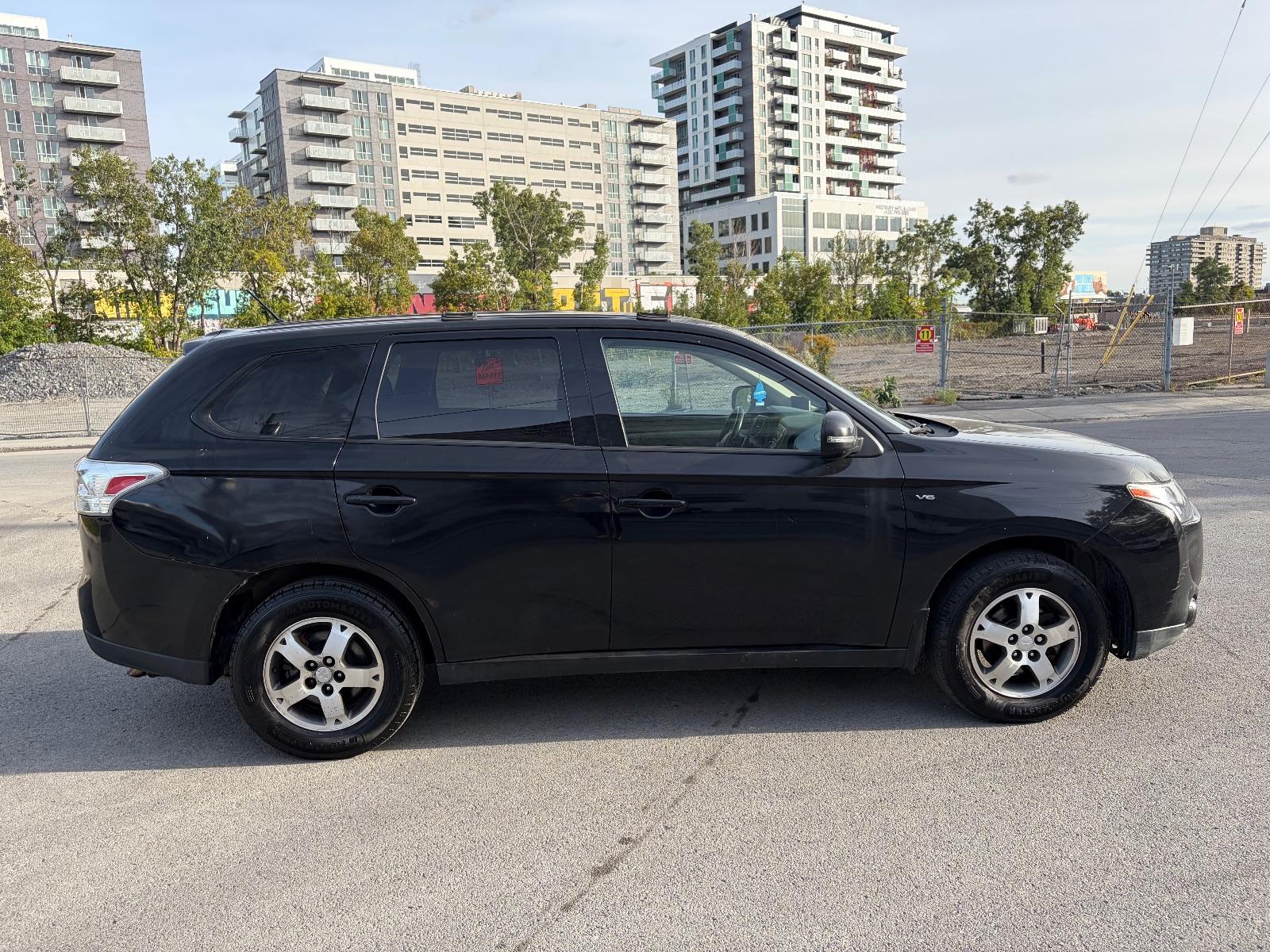 2014 Mitsubishi Outlander AWD, photo 7