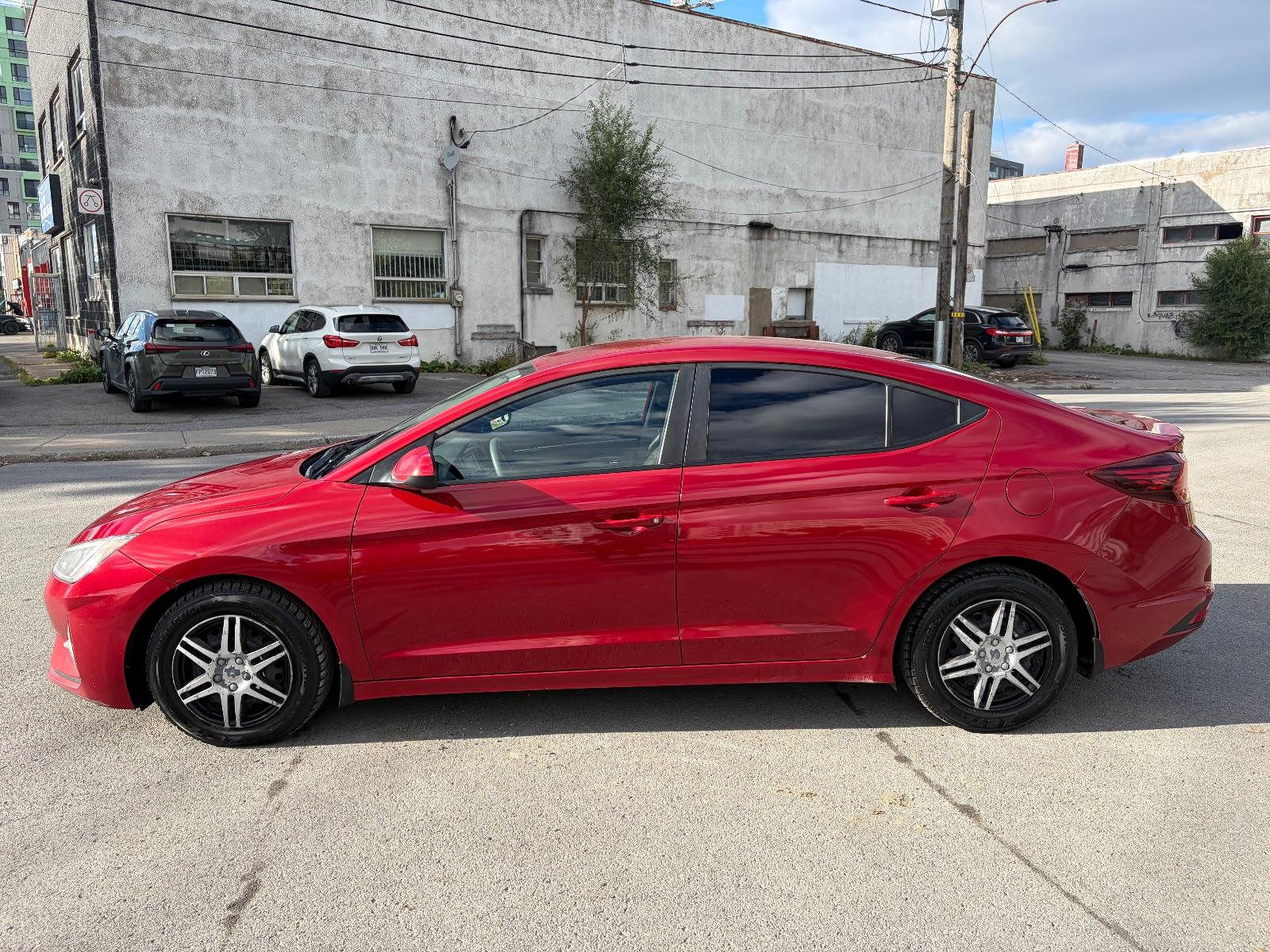 2019 Hyundai Elantra Essential, photo 3