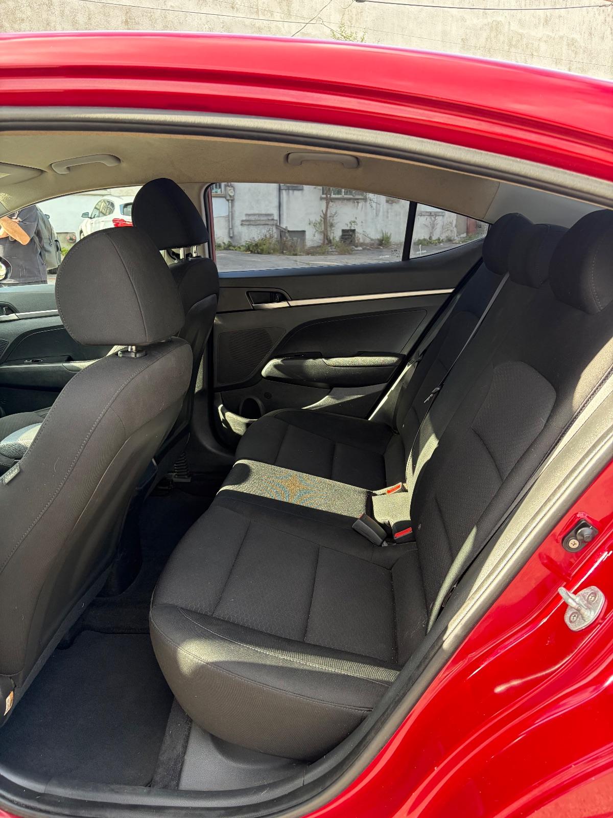 2019 Hyundai Elantra Essential, photo 8