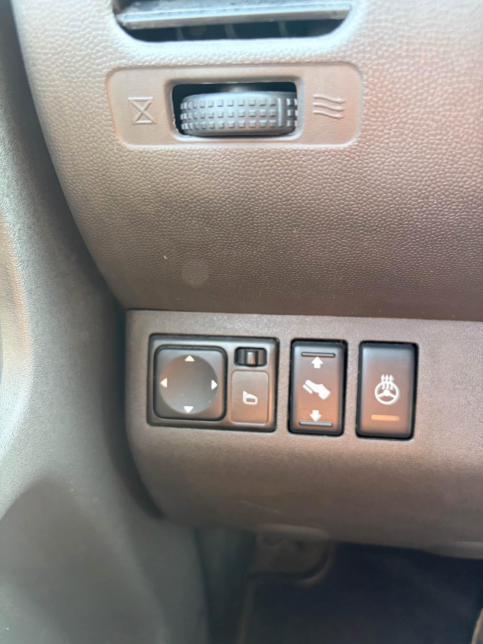 2012 Nissan Pathfinder, photo 15