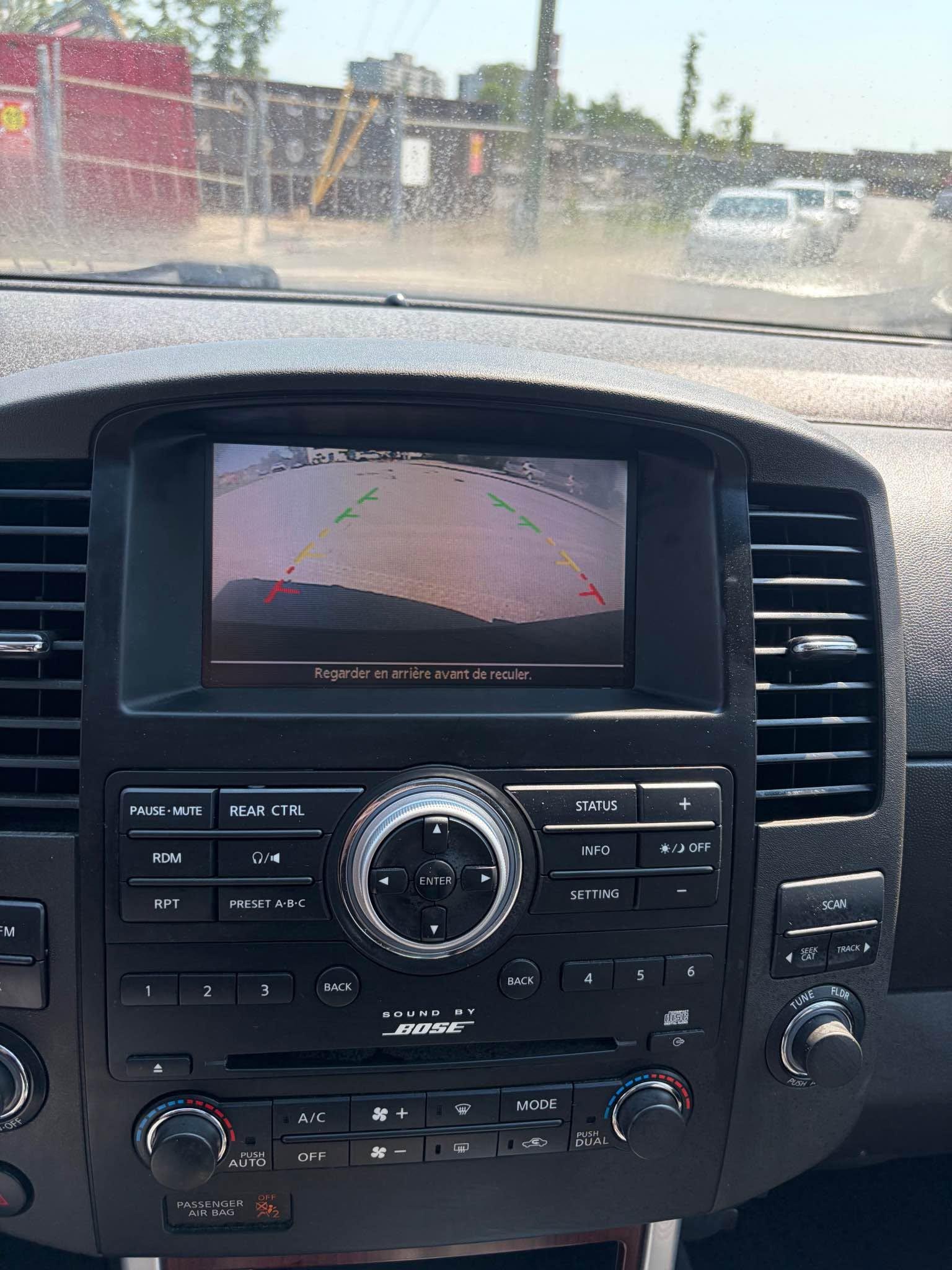 2012 Nissan Pathfinder, photo 16