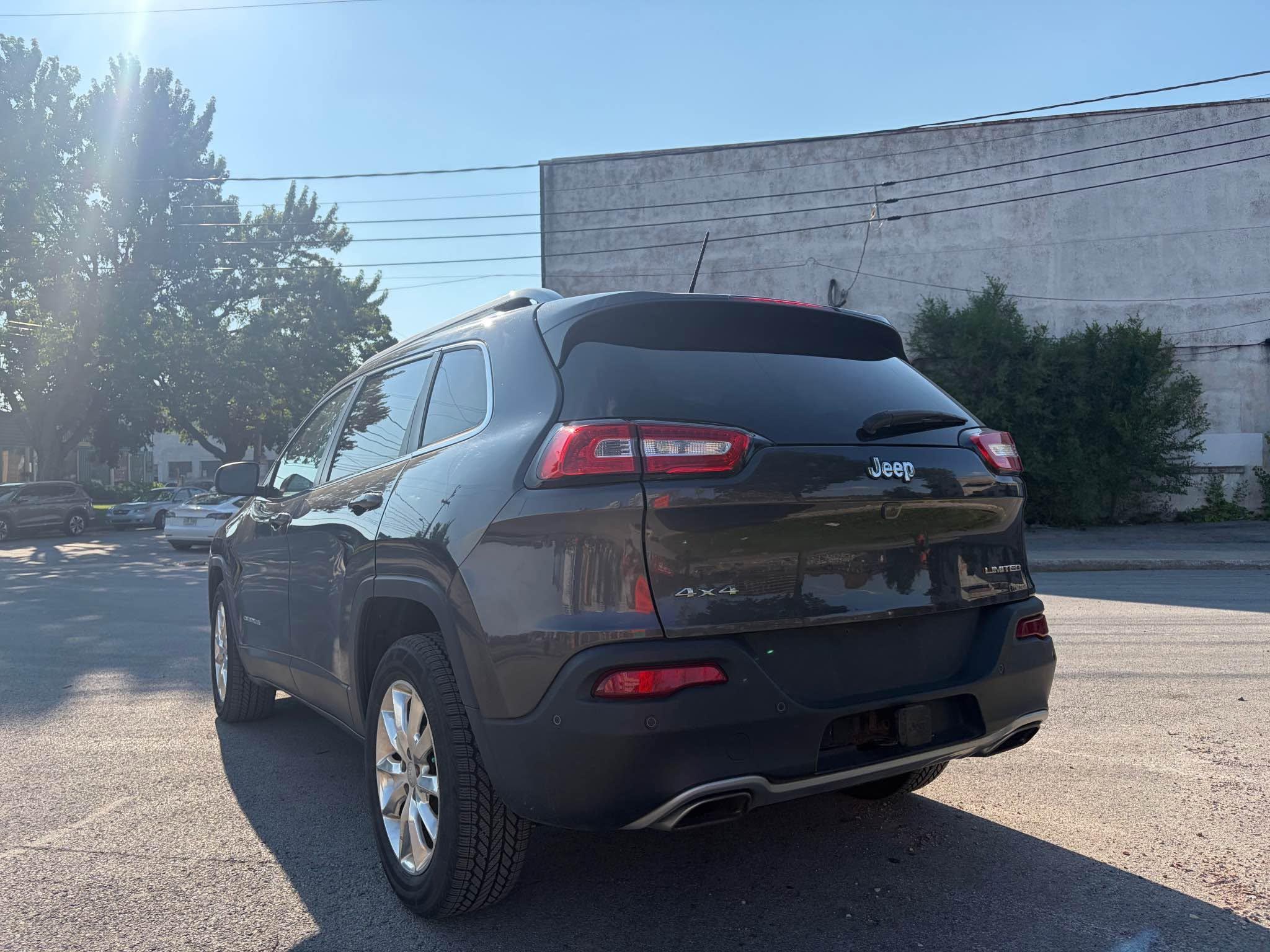 2015 Jeep Cherokee, photo 3