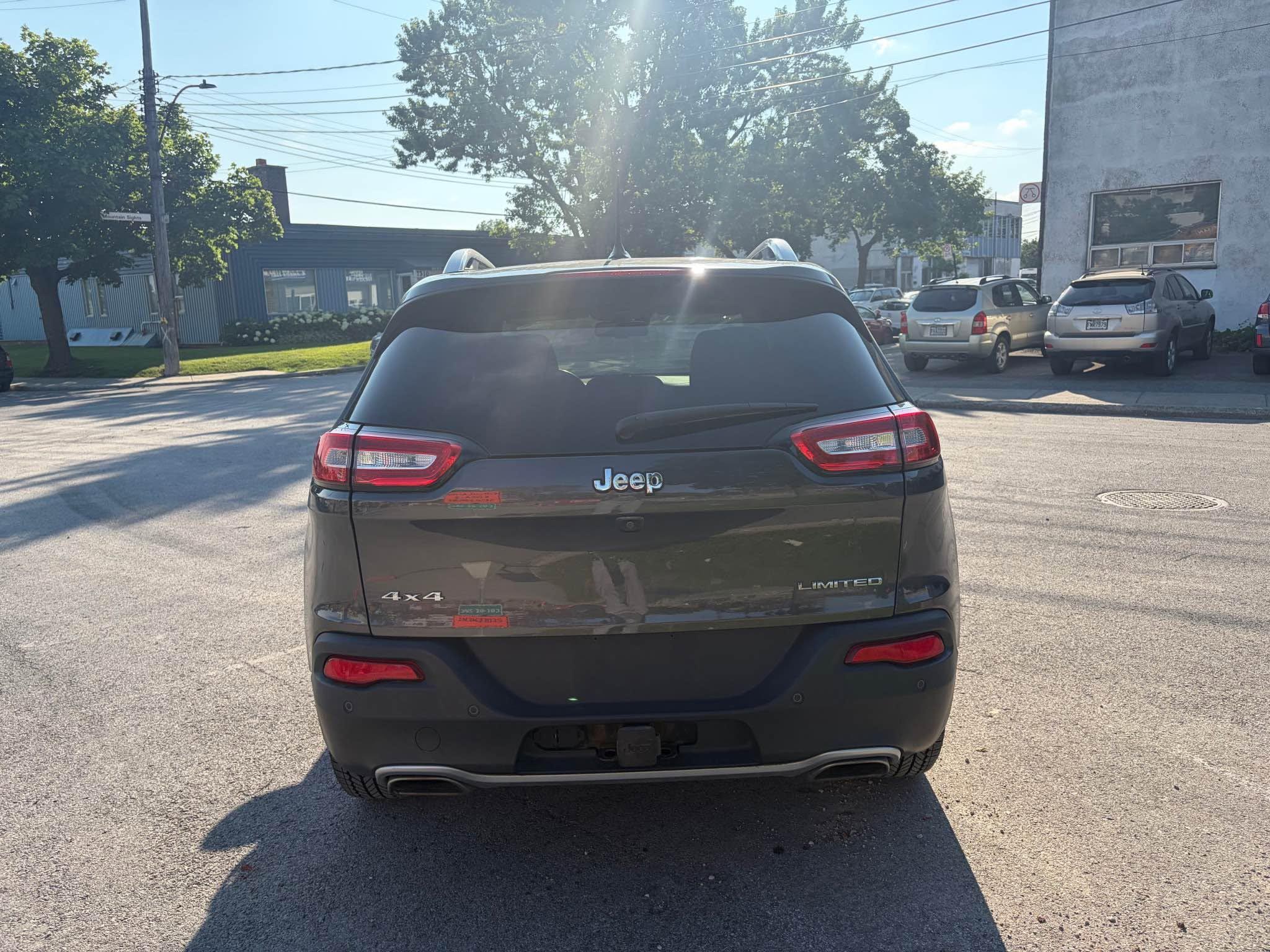 2015 Jeep Cherokee, photo 4