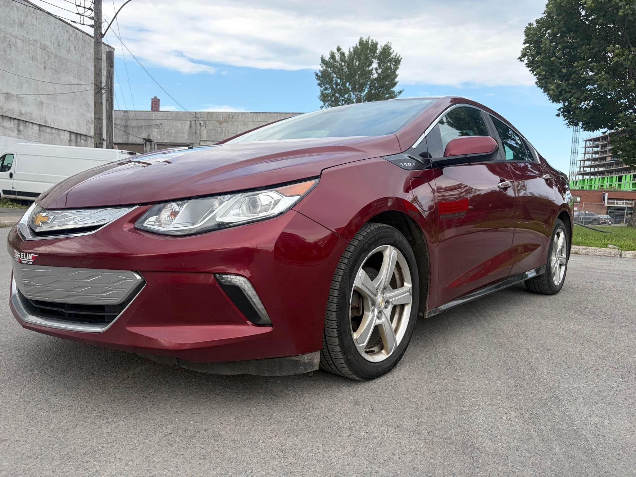 2017 Chevrolet Volt, photo 2