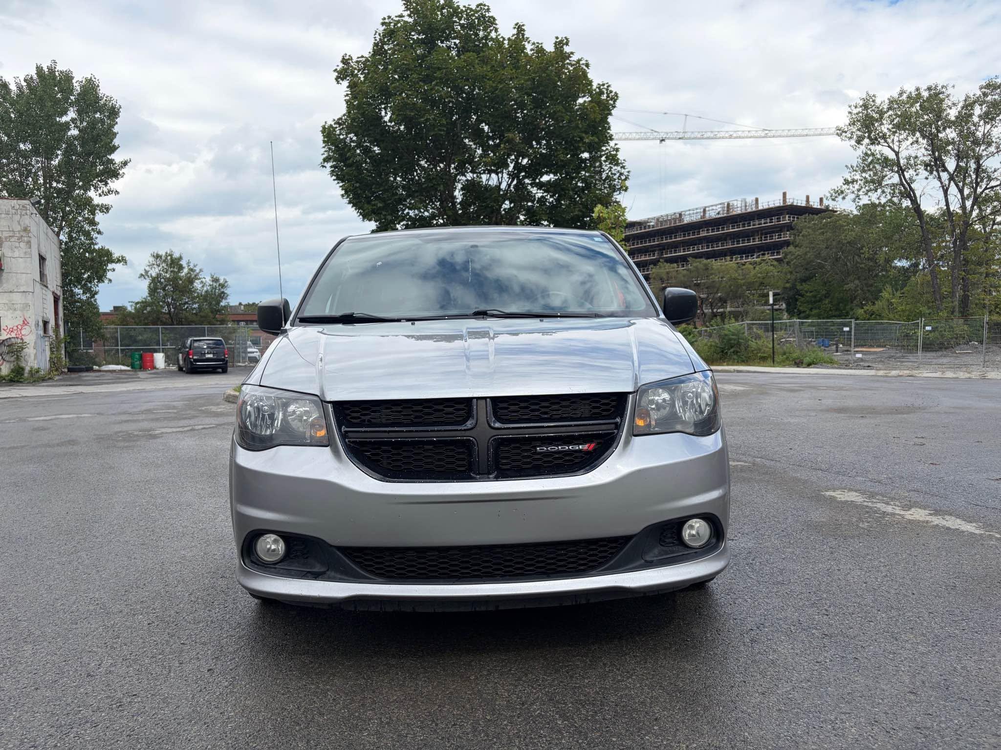 2017 Dodge Caravan, photo 3