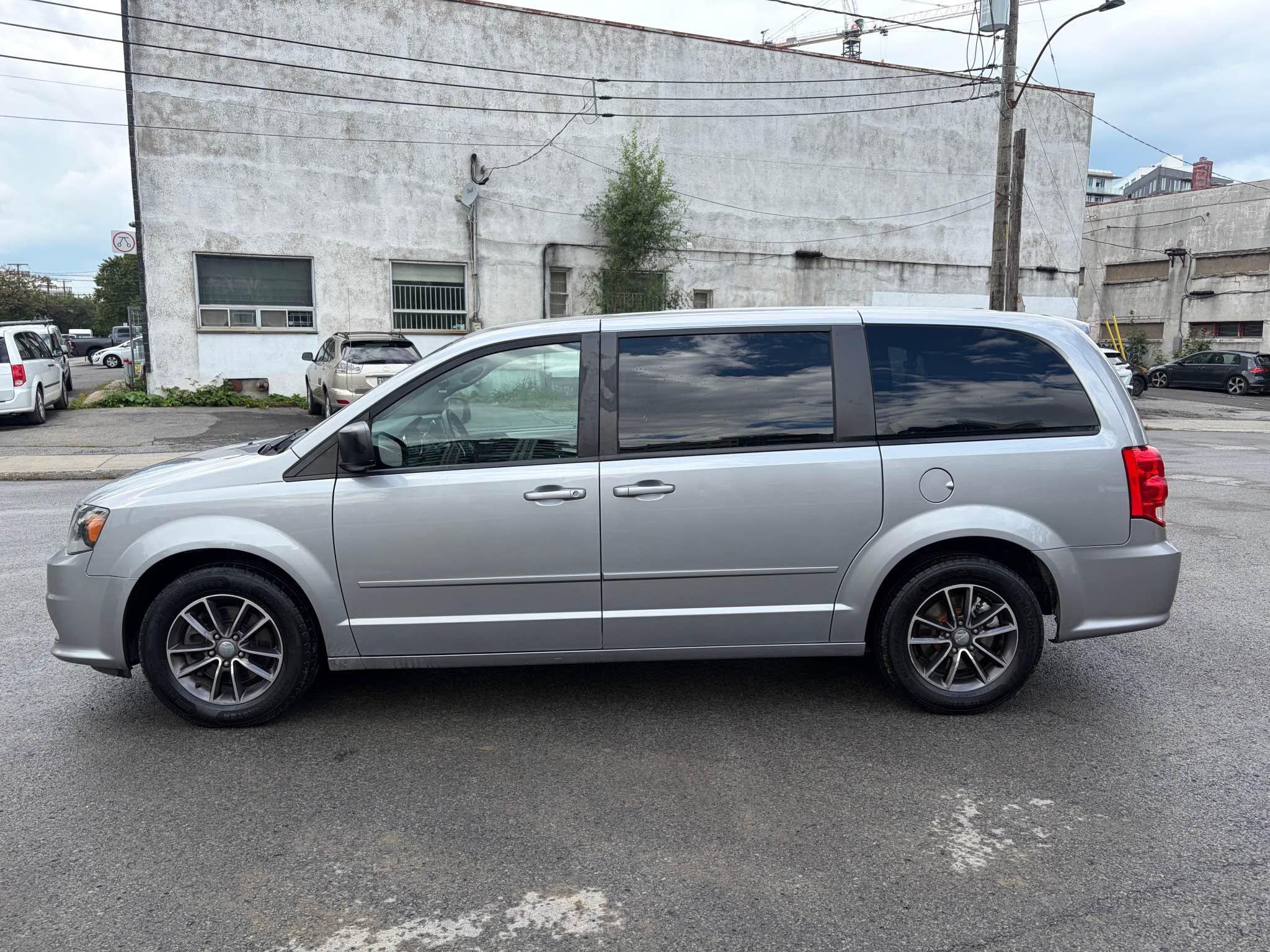 2017 Dodge Caravan, photo 4