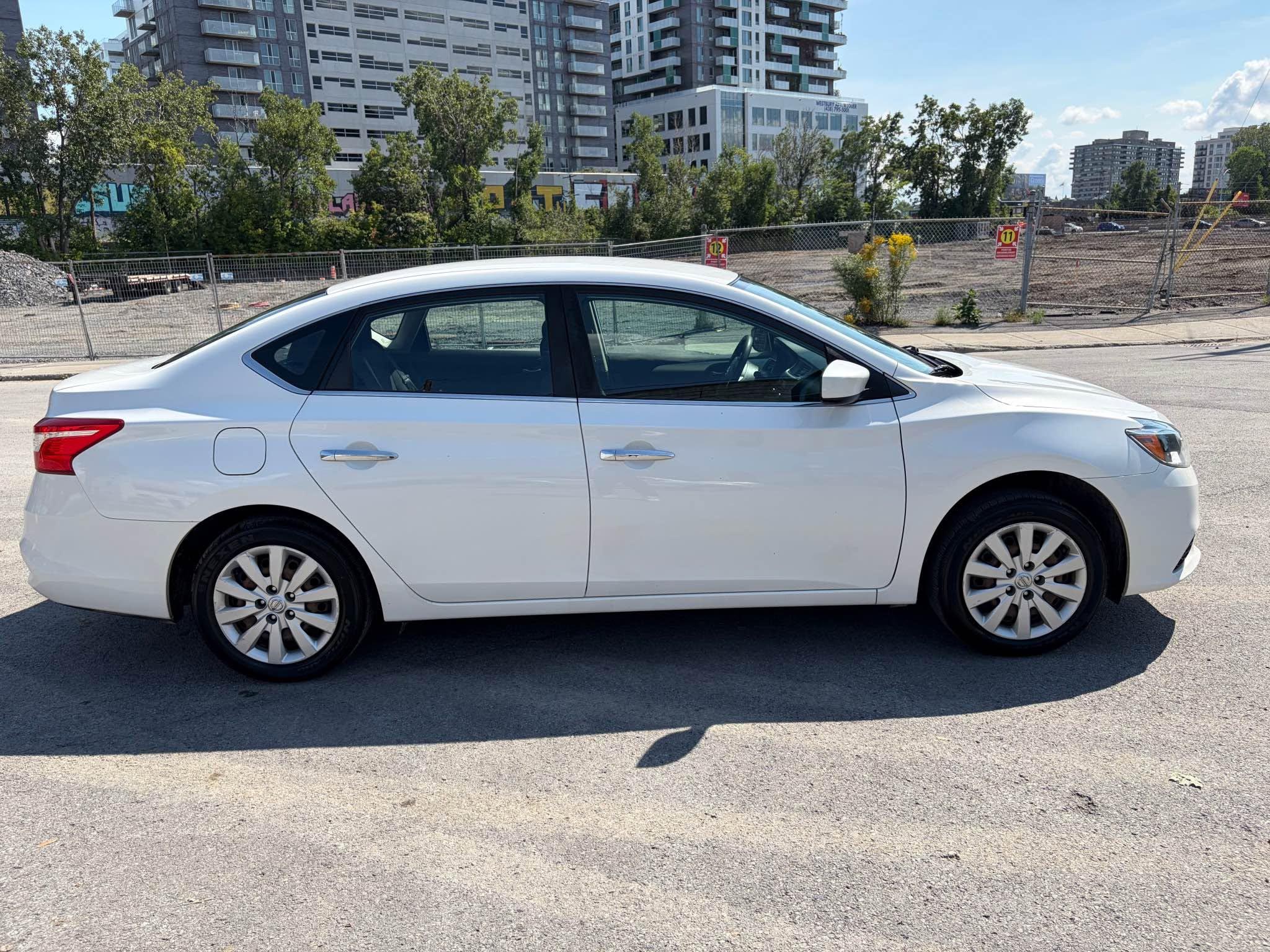 2017 Nissan Sentra, photo 6