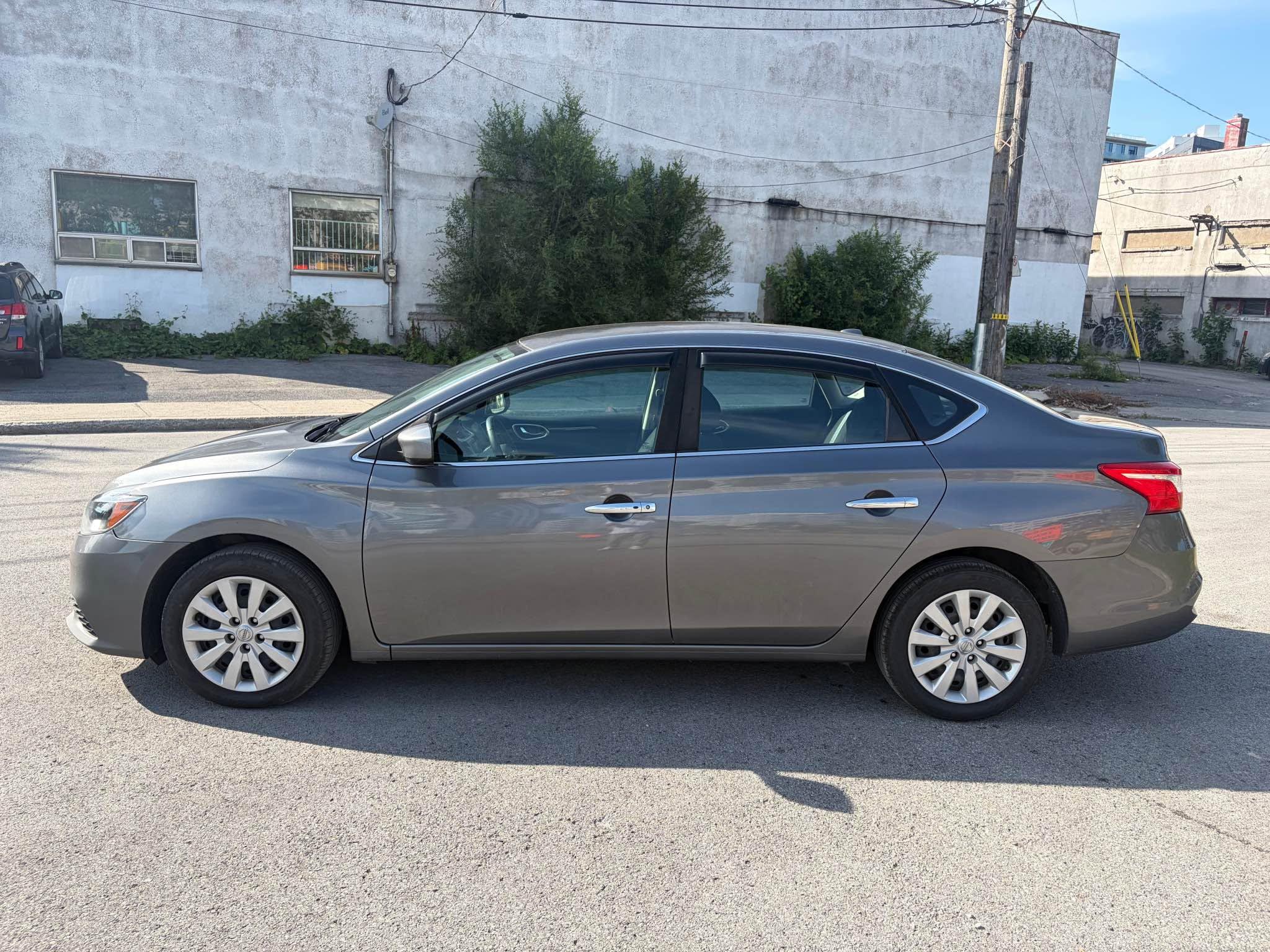 2018 Nissan Sentra, photo 3
