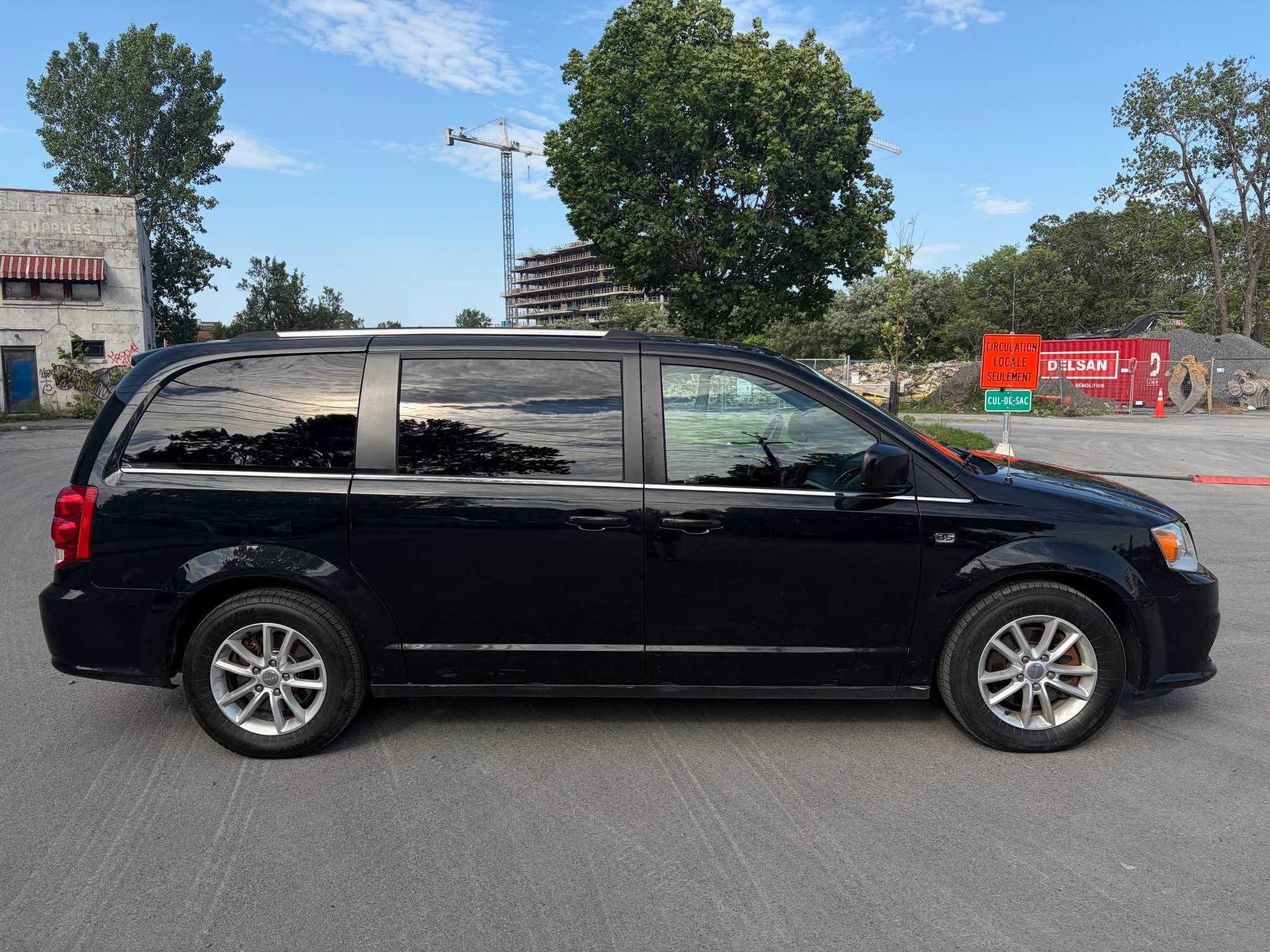2019 Dodge Caravan, photo 4