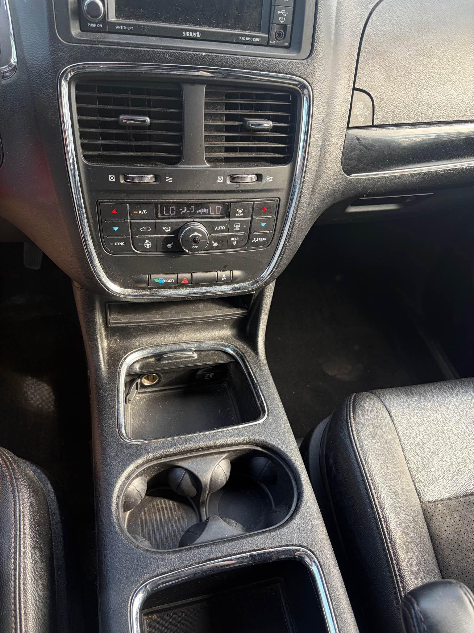 2019 Dodge Caravan, photo 16