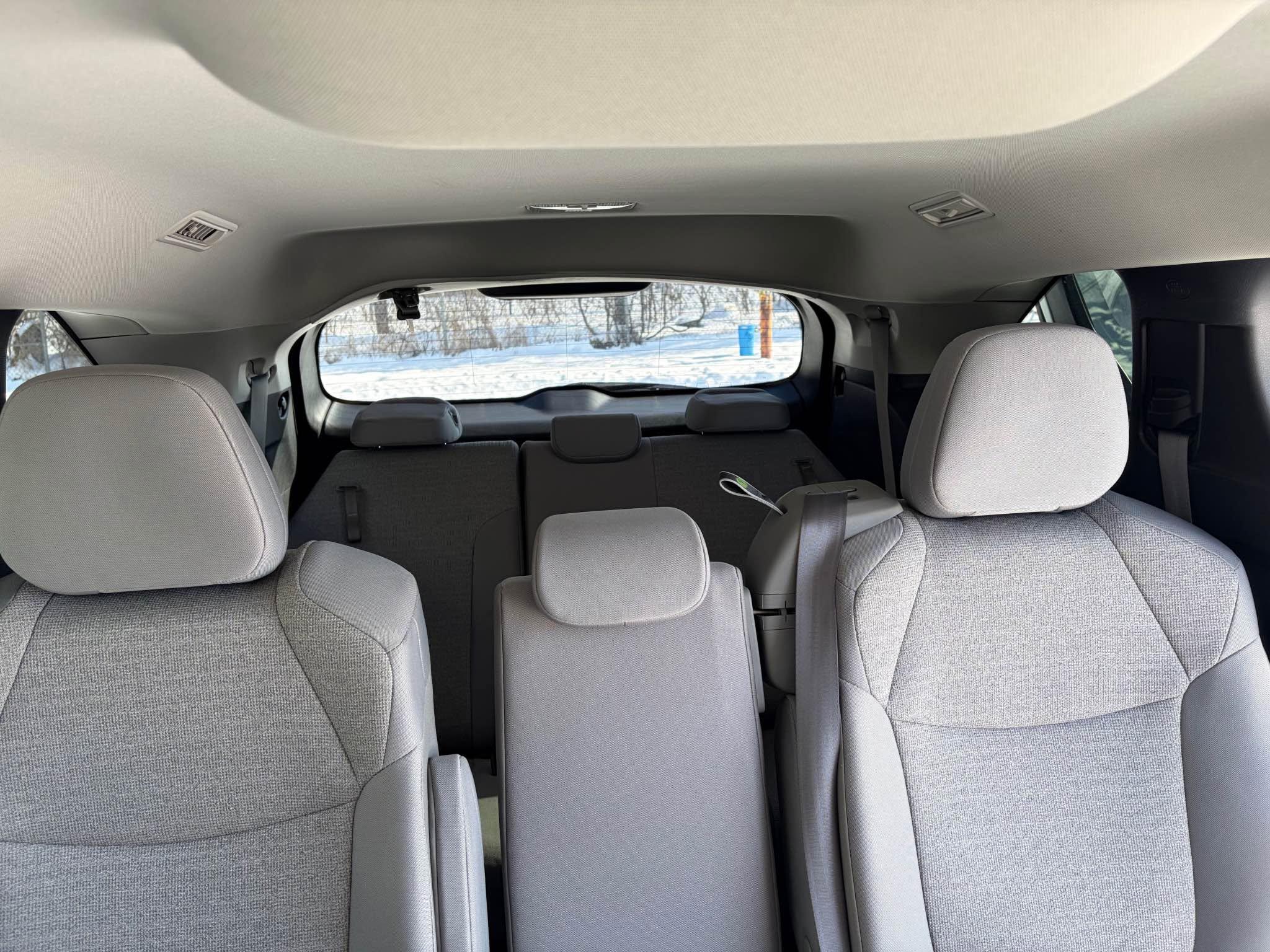 2025 Toyota Sienna, photo 8