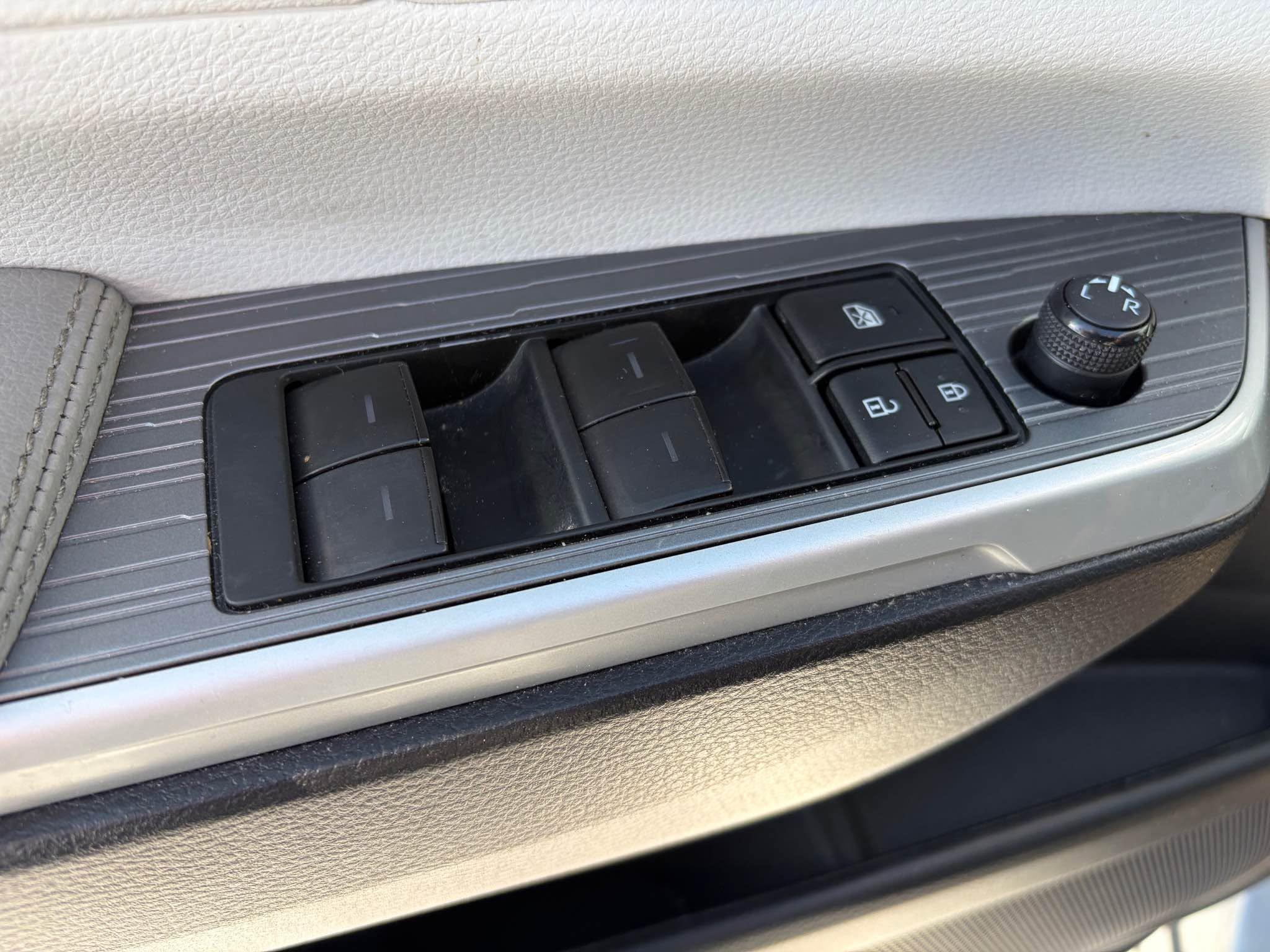 2025 Toyota Sienna, photo 14