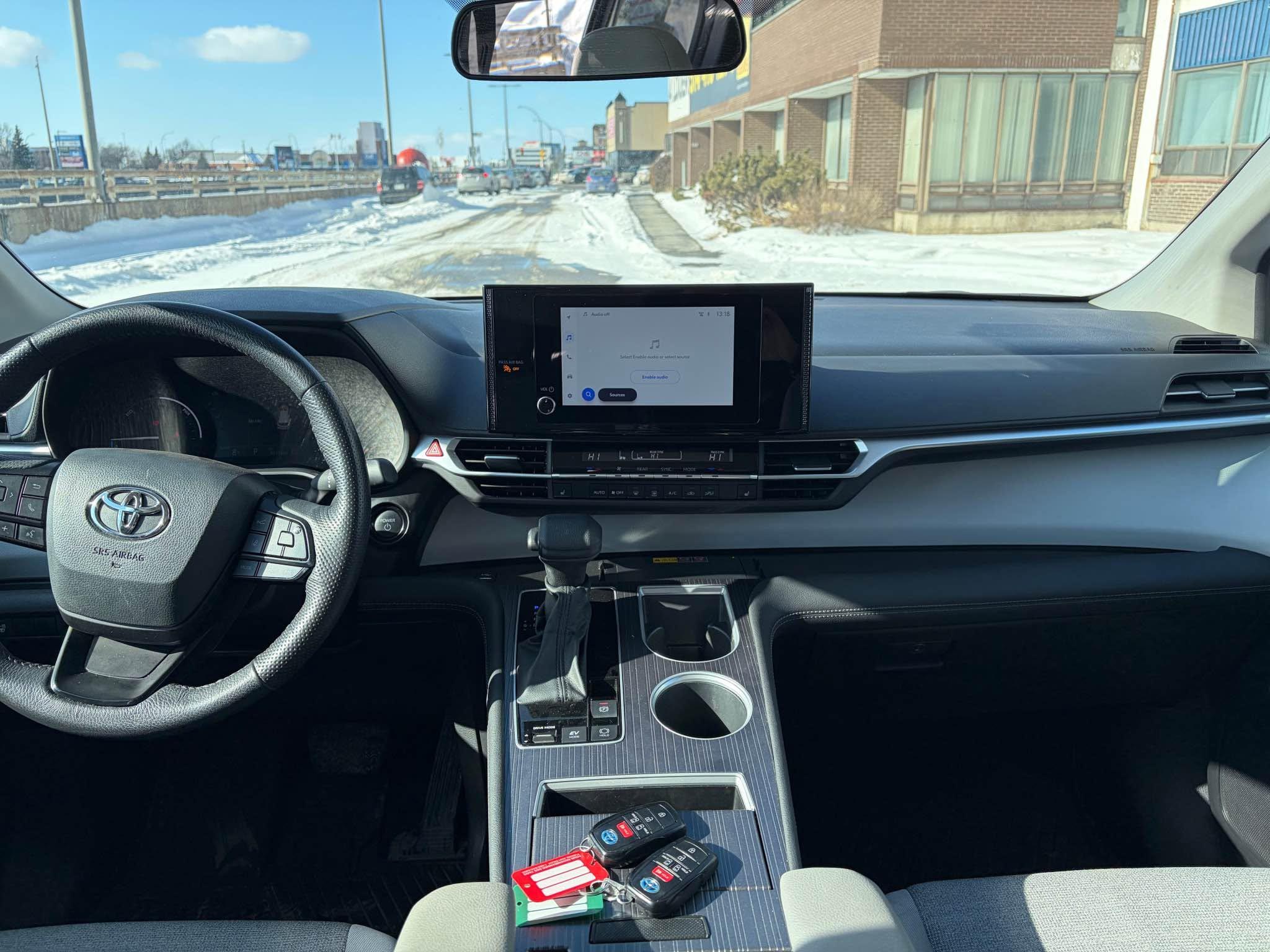 2025 Toyota Sienna, photo 15