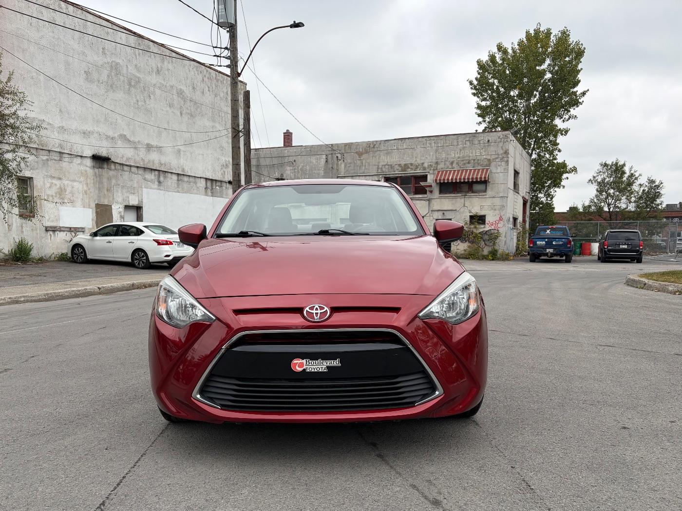 2016 Toyota Yaris Le, photo 2