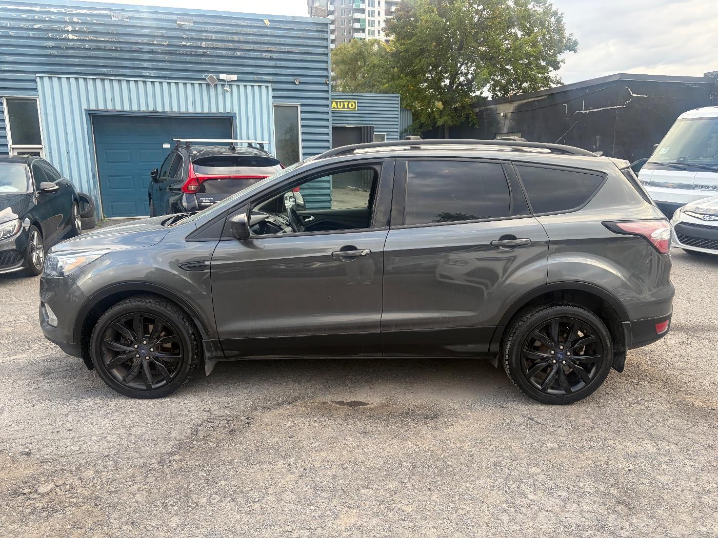 2018 Ford Escape Se, photo 2